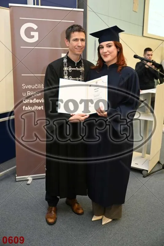 12:00h 9 - FotoKurti