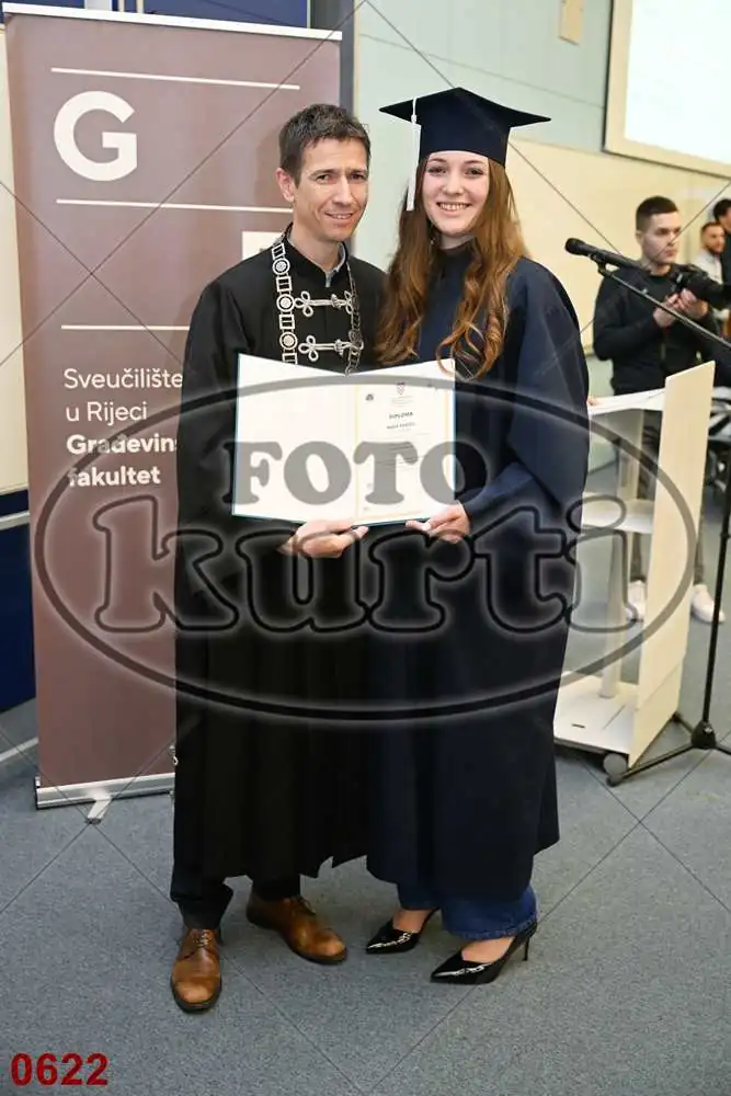 12:00h 10 - FotoKurti