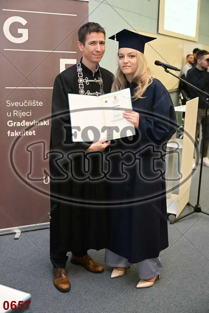 12:00h 9 - FotoKurti