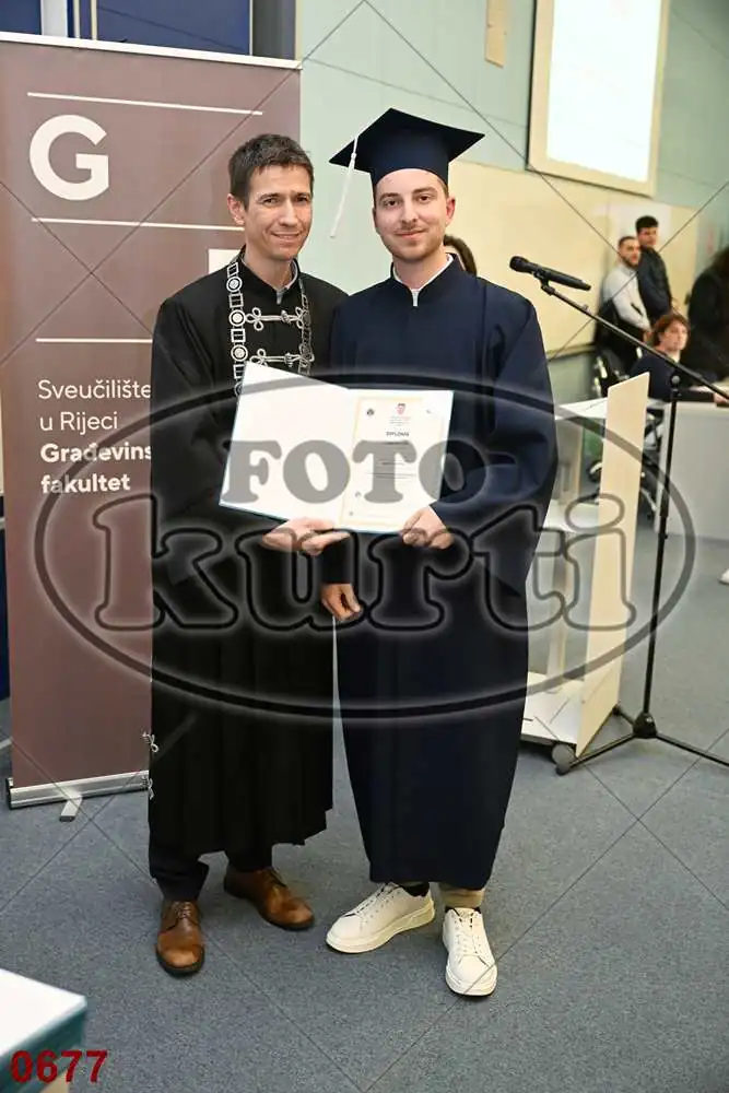 12:00h 5 - FotoKurti