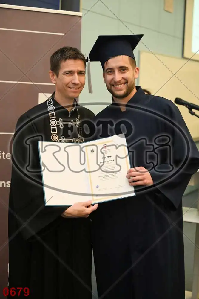 12:00h 7 - FotoKurti