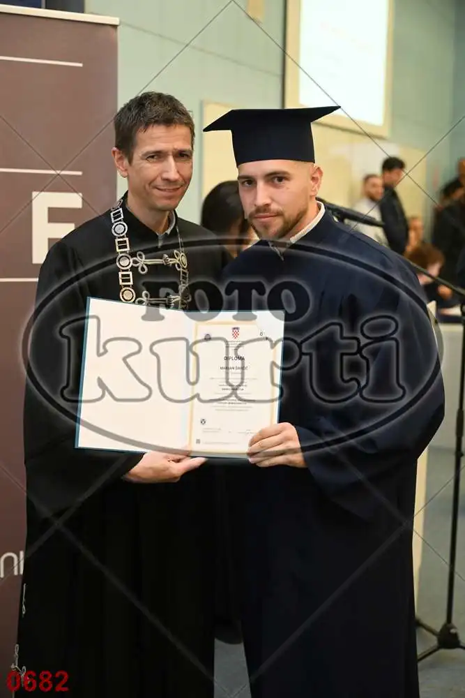 12:00h 10 - FotoKurti