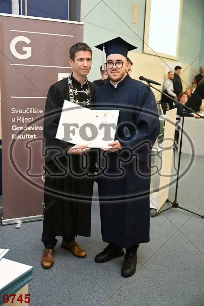 12:00h 1 - FotoKurti