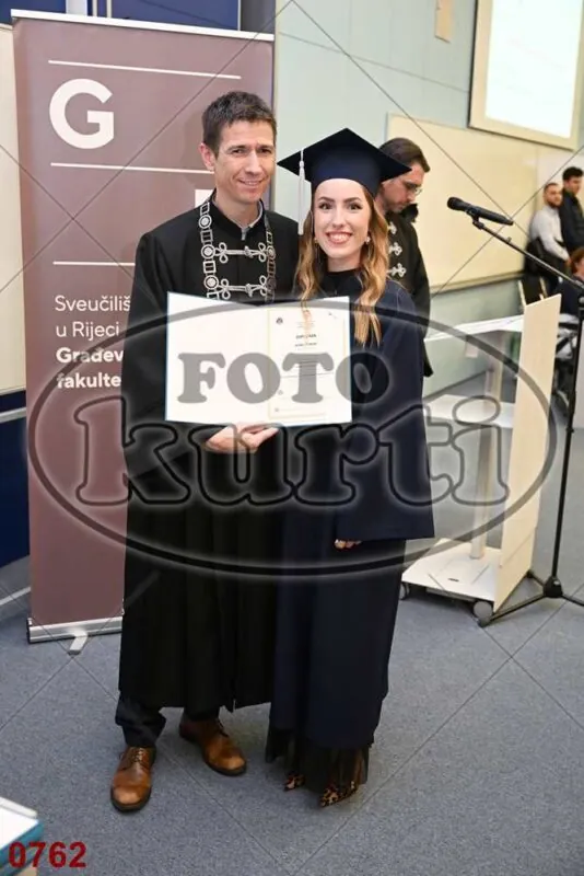 12:00h 6 - FotoKurti