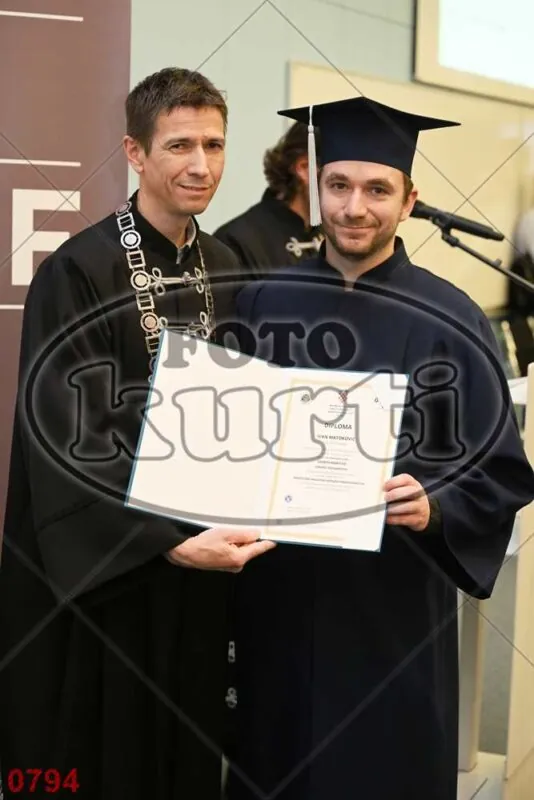 12:00h 2 - FotoKurti