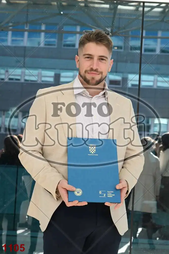 12:00h 1 - FotoKurti