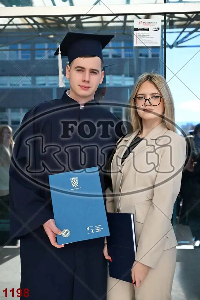 12:00h 10 - FotoKurti