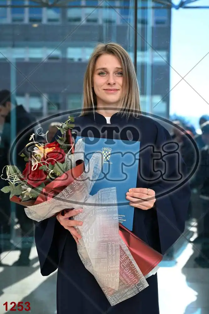 12:00h 5 - FotoKurti
