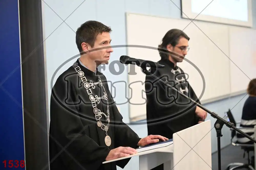 14:30h 11 - FotoKurti