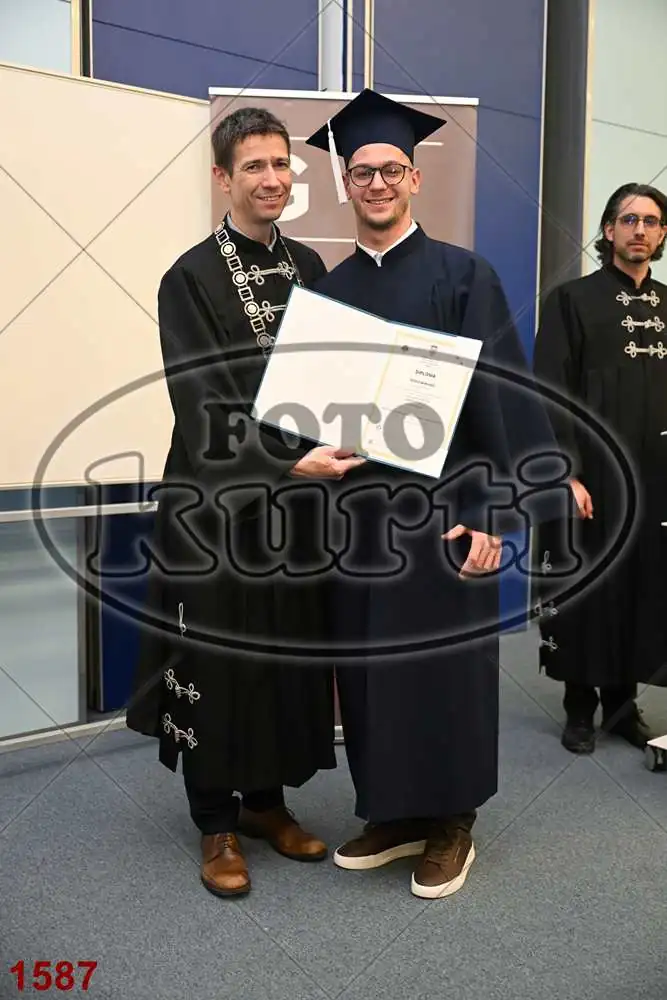 14:30h 12 - FotoKurti